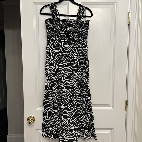 NEW! Rails Rumi Contour Lines - Size Large - Picture 1 of 4